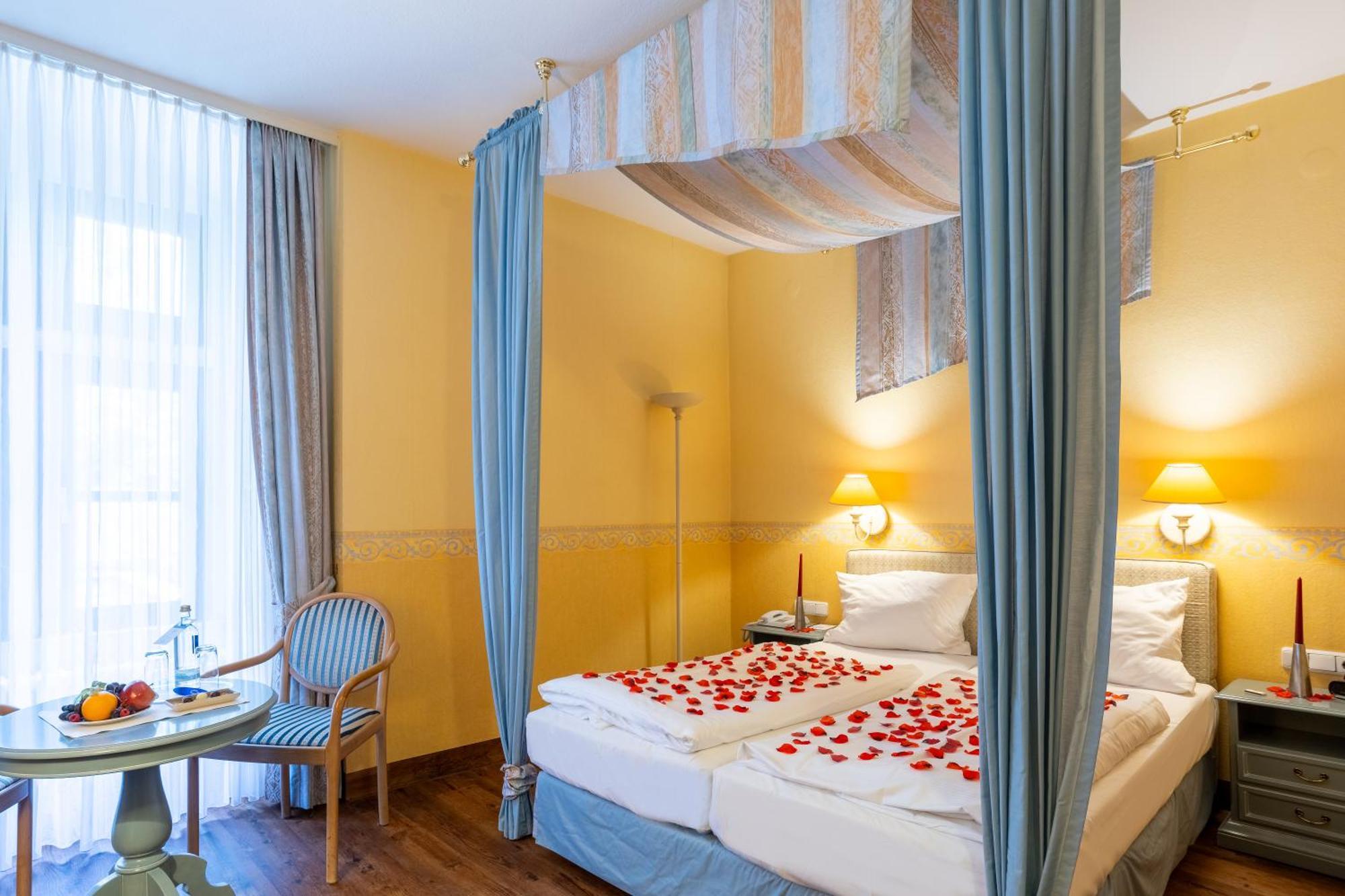 Burghotel Staufenberg Staufenberg  Экстерьер фото