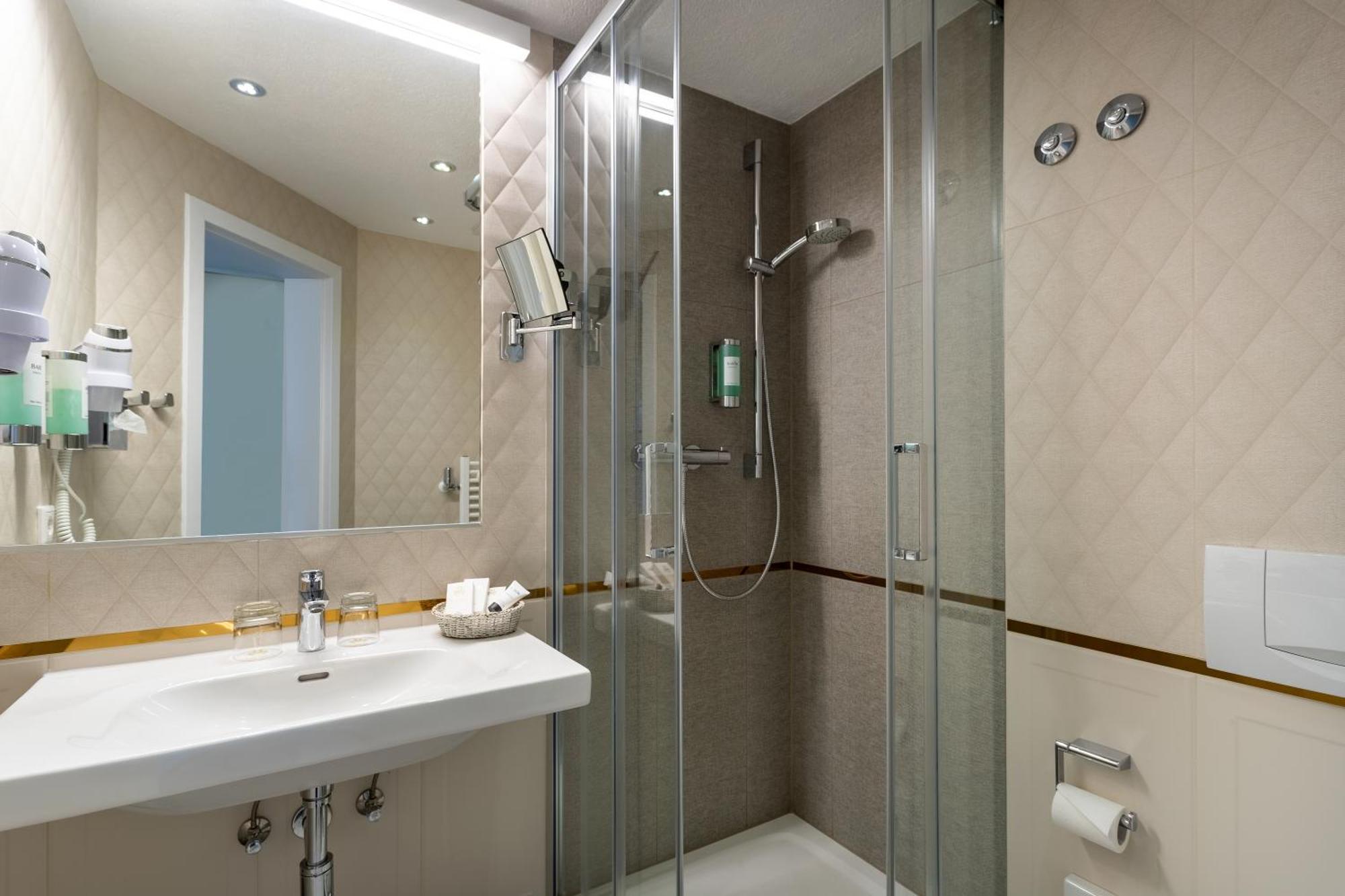 Burghotel Staufenberg Staufenberg  Экстерьер фото