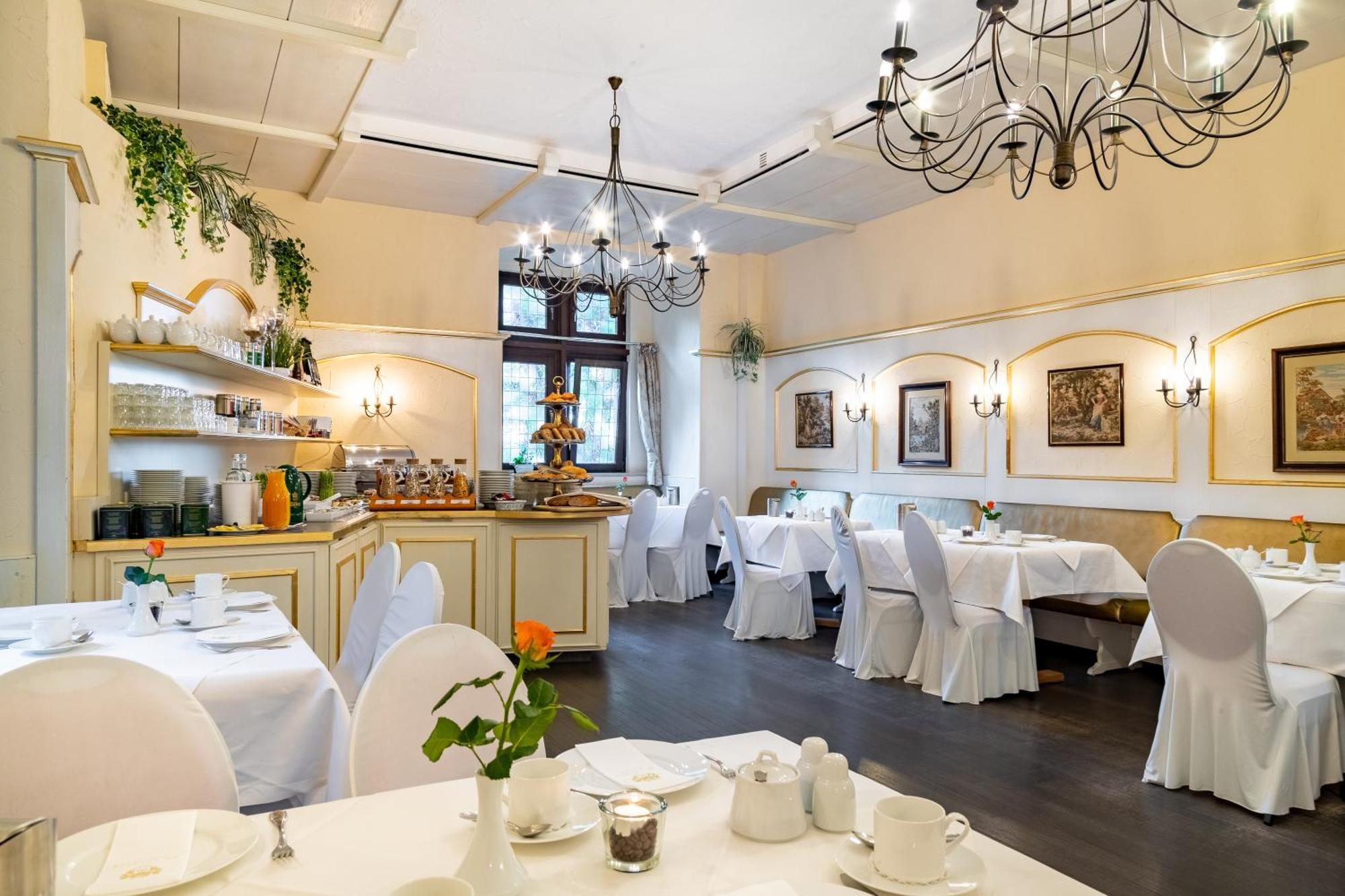 Burghotel Staufenberg Staufenberg  Экстерьер фото
