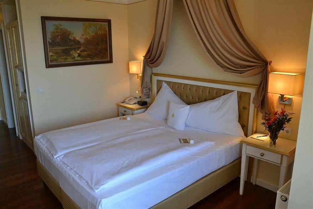 Burghotel Staufenberg Staufenberg  Экстерьер фото